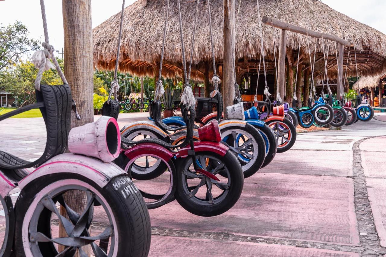 Hotel Bello Caribe Express Cozumel Exteriör bild