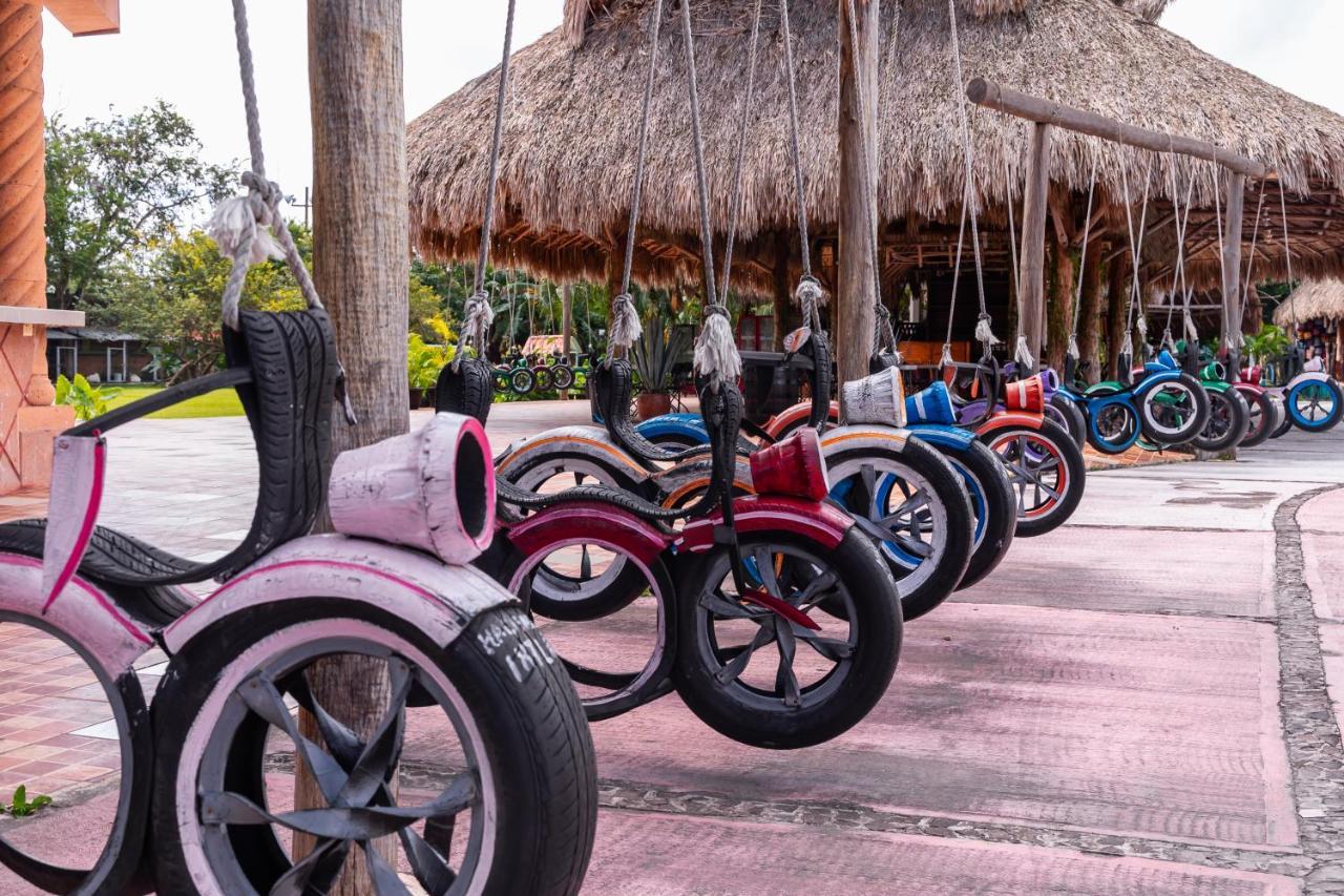 Hotel Bello Caribe Express Cozumel Exteriör bild