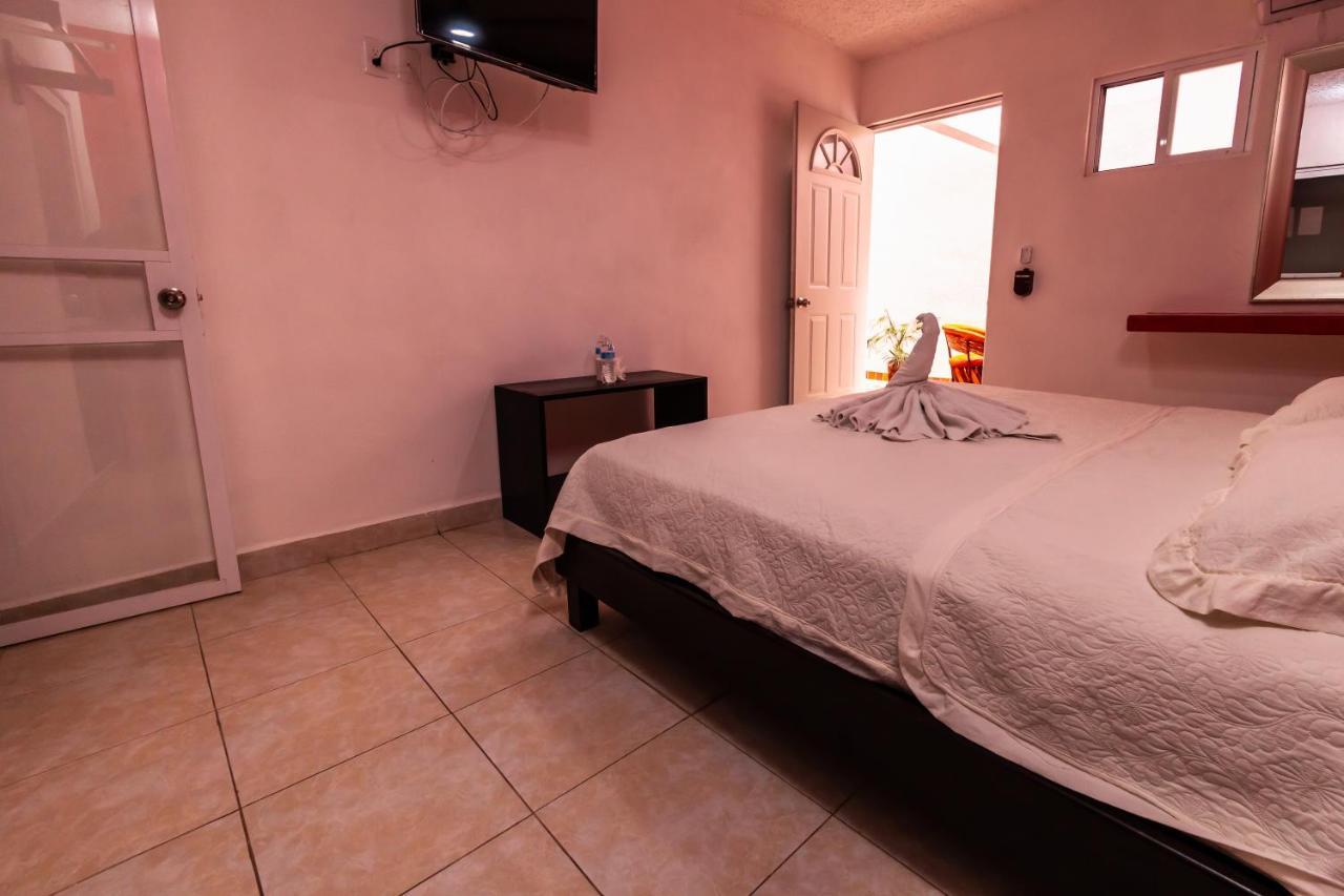 Hotel Bello Caribe Express Cozumel Exteriör bild